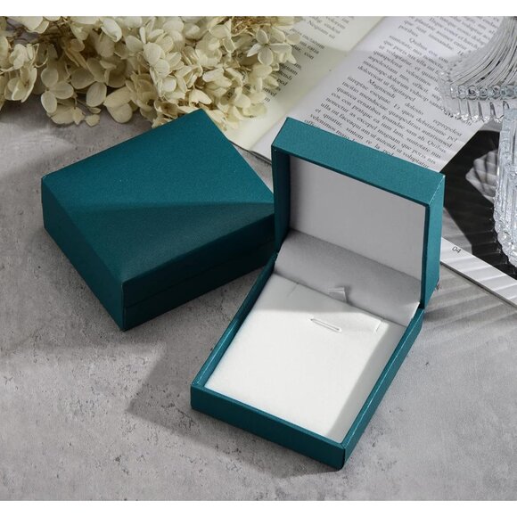 Sterling Silver January Birthstone Garnet Tennis Bracelet for Women 9.5-inch Gif - Picture 6 of 6